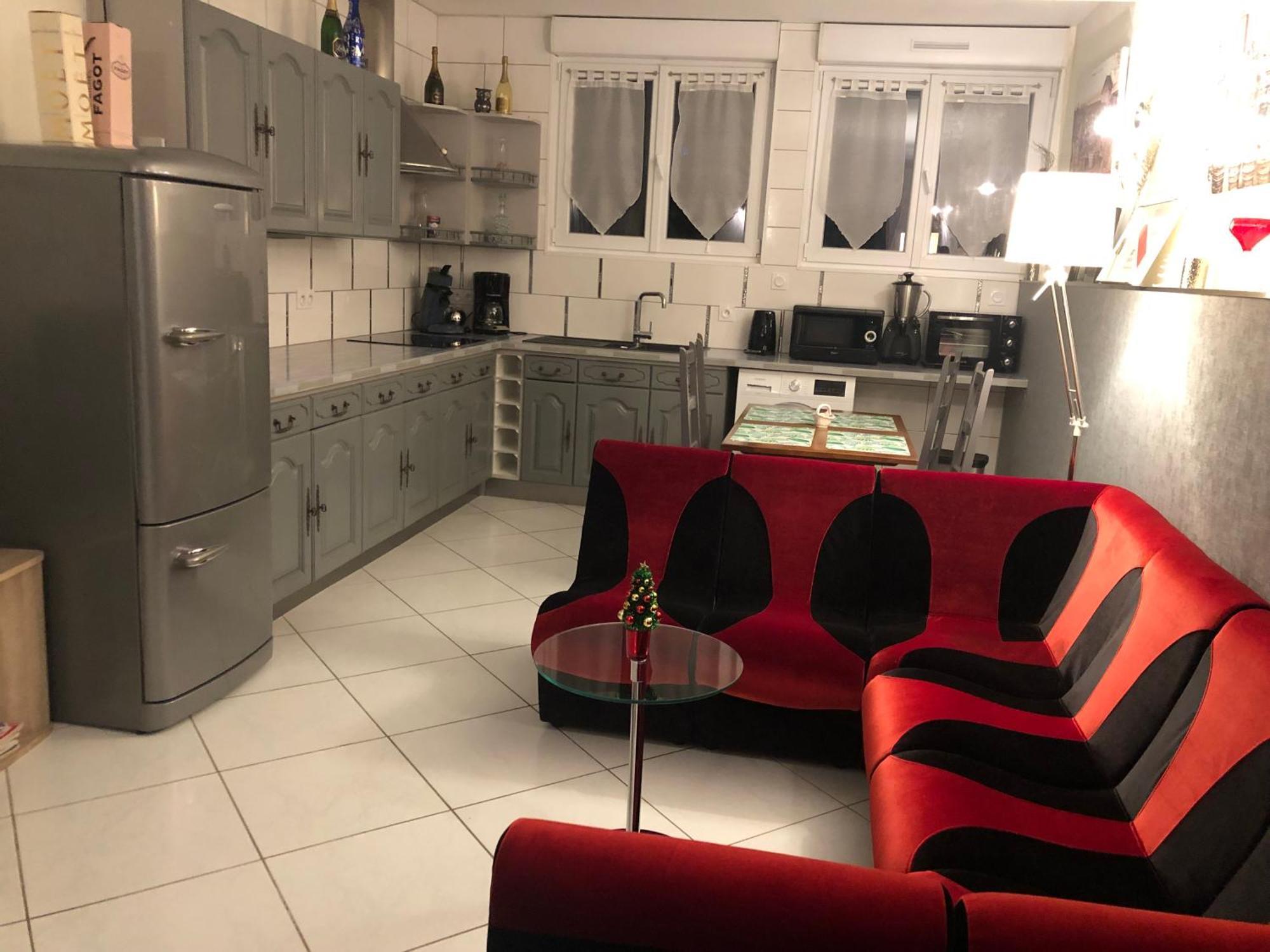 La Petalerie Apartment Еперне Екстериор снимка