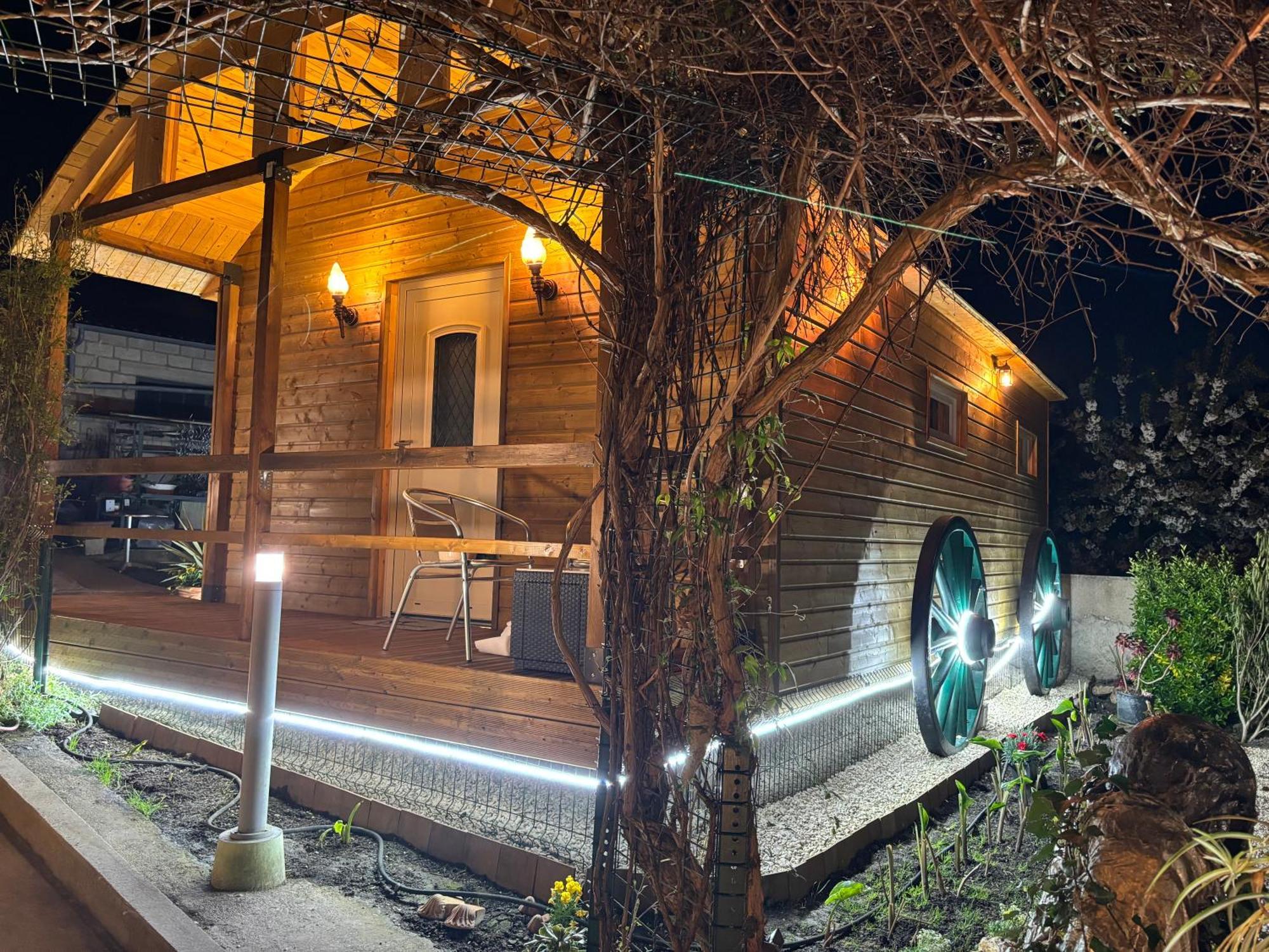 La Petalerie Apartment Еперне Екстериор снимка